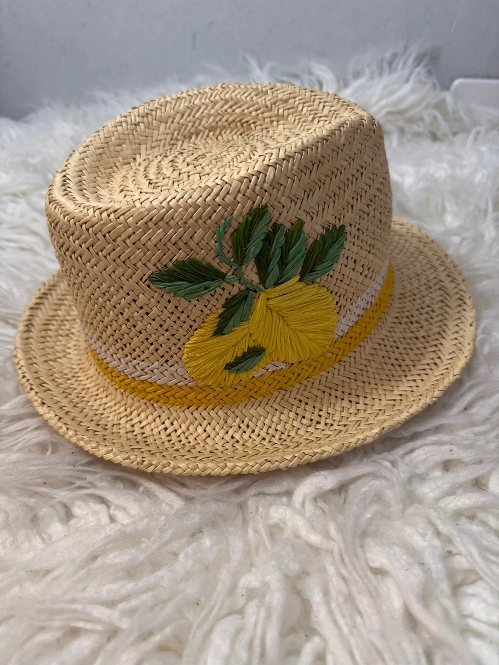 kate spade l Straw Fedora with Yellow Lemon embroidered Motif OS